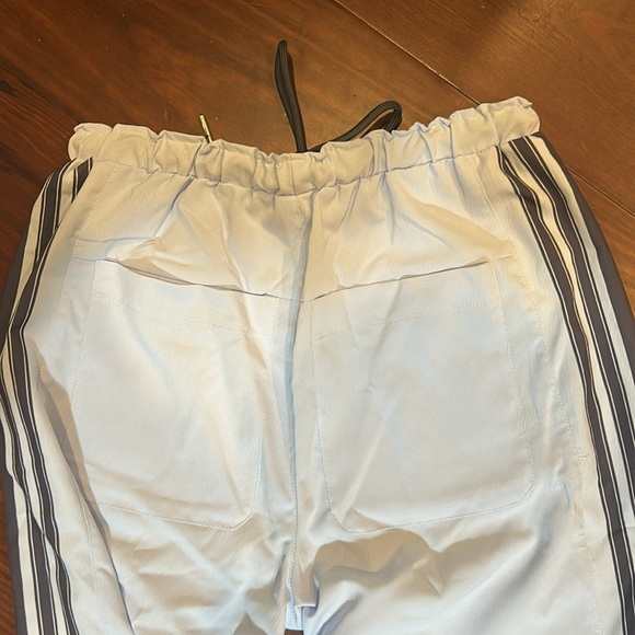 NWOT track pants - Picture 4 of 5